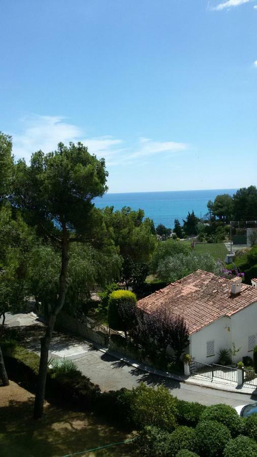 White Stones Beach In Sant Pol De Mar Exterior foto